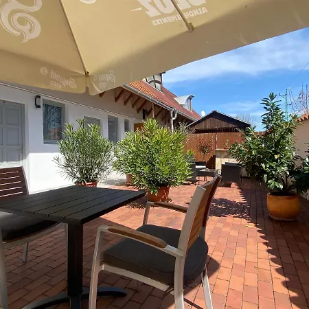 Szkita Panzio Bed & Breakfast *